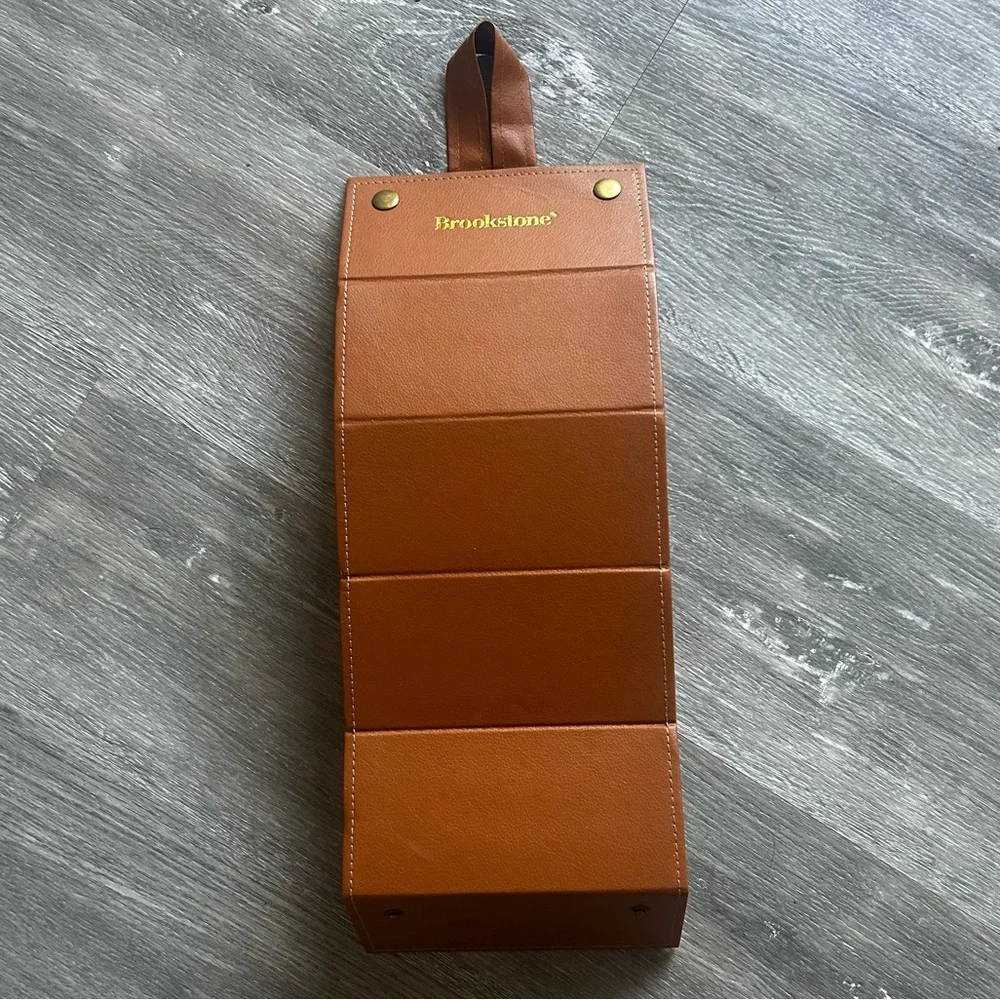 Brookstone Tan Leather Look Travel Glasses / Sunglasses Case Holds 6 Pairs